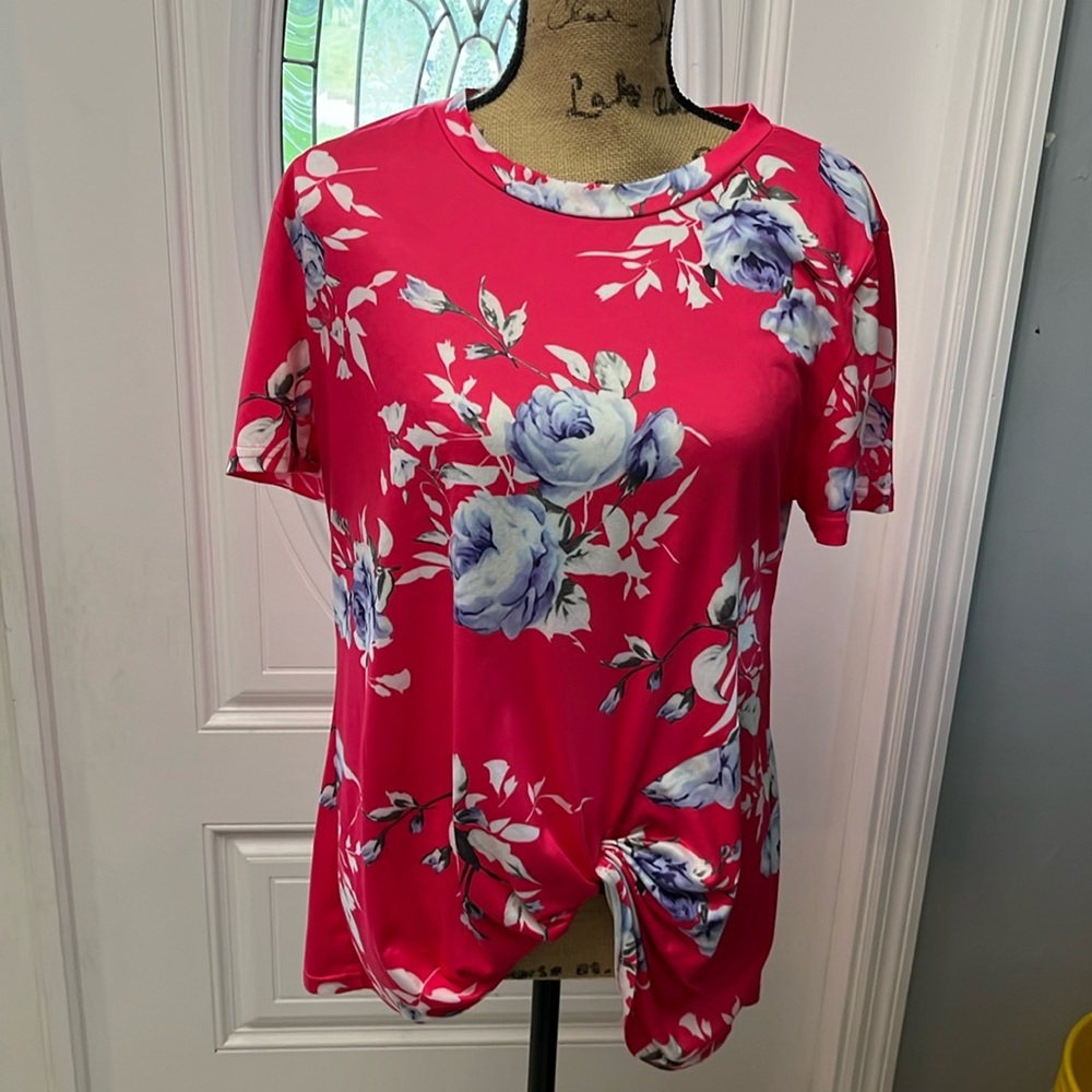 Large feminine blouse